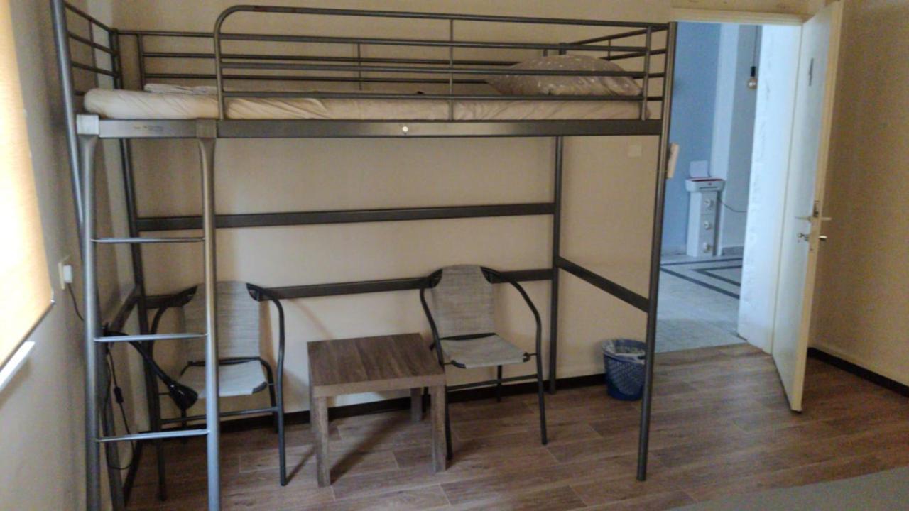 City Hall Hostel ハイファ エクステリア 写真